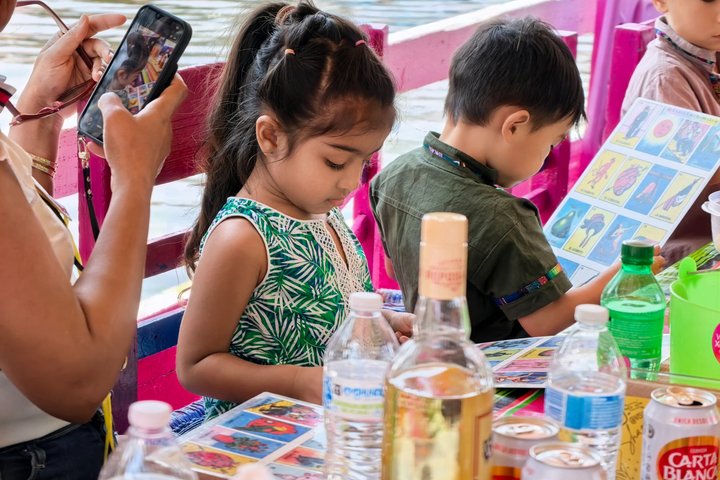 Excursion privée en bateau pour les familles à Mexico et Xochimilco (UNESCO)