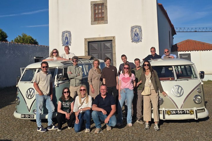Porto: Exclusive Tour in a Vintage VW Kombi with an Open Roof