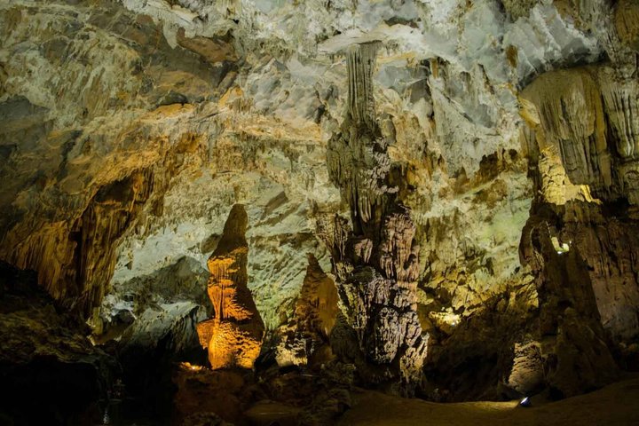 Phong Nha Cave & Paradise Cave ganztägige Erkundung ab Hue