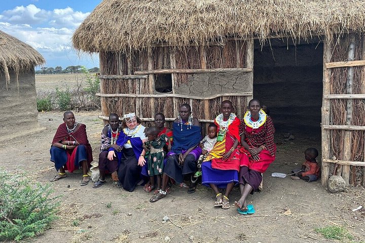 1 dagstur till Serval Wildlife Sanctuary och Massai Village Tour
