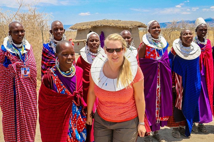 1 dagstur till Serval Wildlife Sanctuary och Massai Village Tour