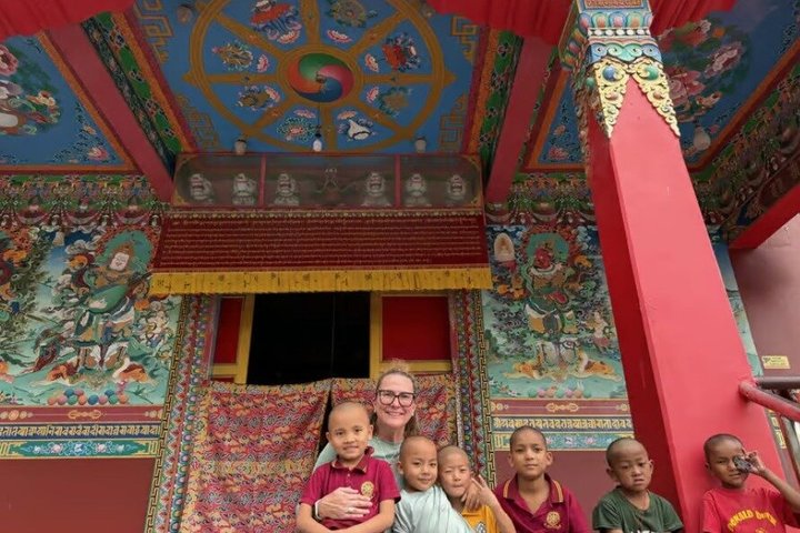 Pokhara Geführte Tibetische Klostertour mit Nachmittagsgebet