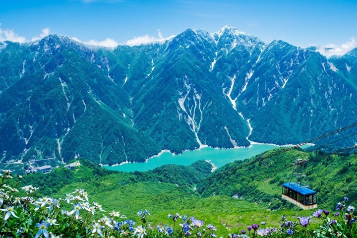 Kanazawa/Nagano : Dagtour naar Tateyama Kurobe Sneeuwmuur