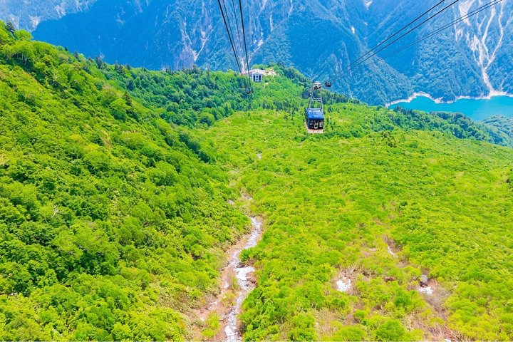 Kanazawa/Nagano : Dagtour naar Tateyama Kurobe Sneeuwmuur