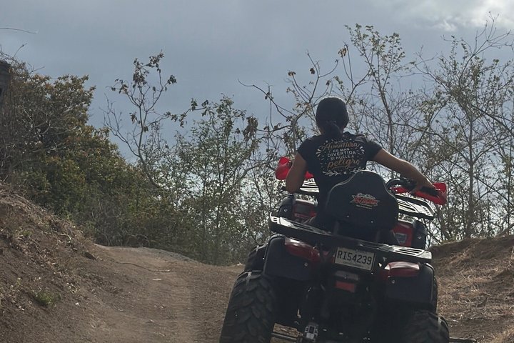 Aventure en VTT au lac Nicaragua à San Juan del Sur