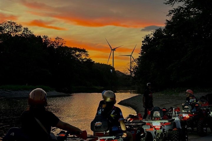 Aventure en VTT au lac Nicaragua à San Juan del Sur