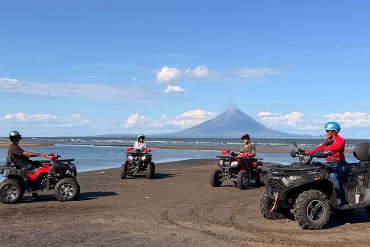 Aventure en VTT au lac Nicaragua à San Juan del Sur