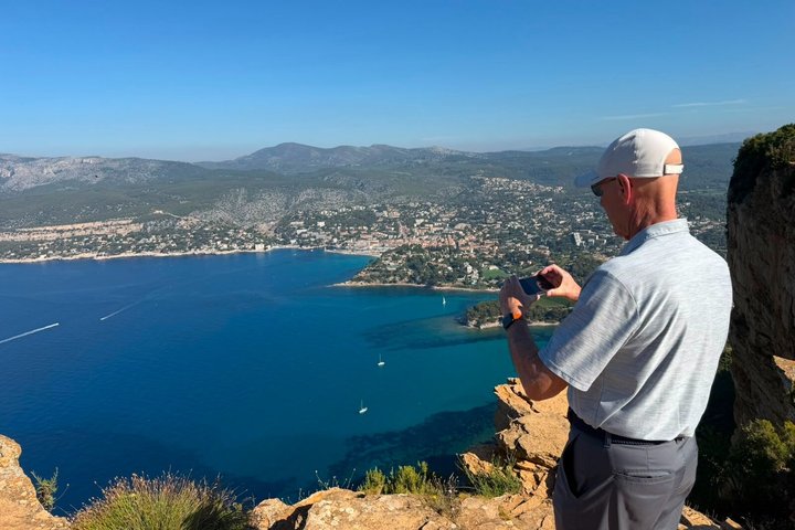 Provence-dagstur med Cassis Village-båttur och lokal vinprovning från Aix