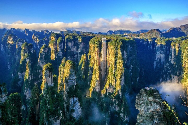 1 - 2 dages tur med alt inklusive: Mt Avatar, Glass Bridge, Mt Tianmen