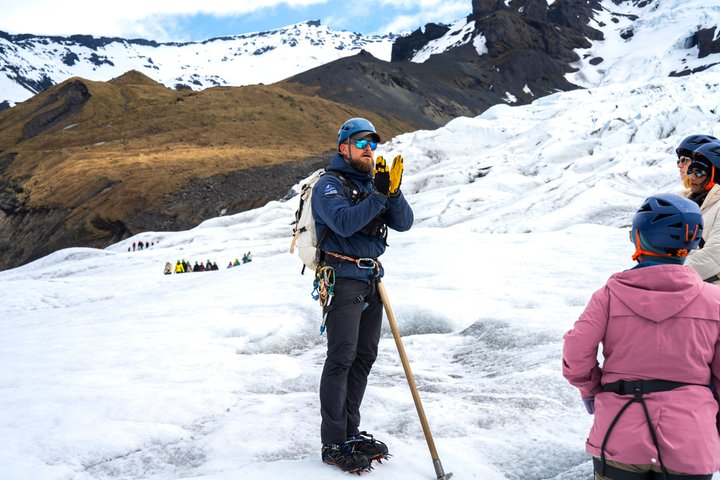 Skaftafell : Caminata por el glaciar de hielo azul en Vatnajökull