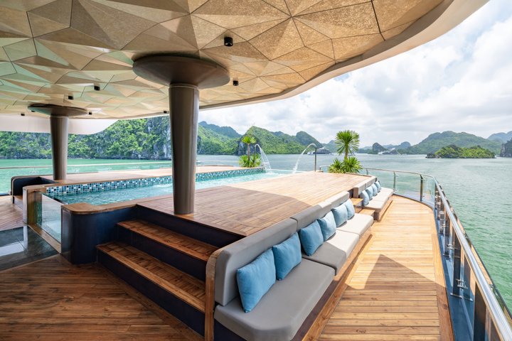 2D1N Elite Lan Ha Bay & Ha Long Bay kryssning med infinitypool