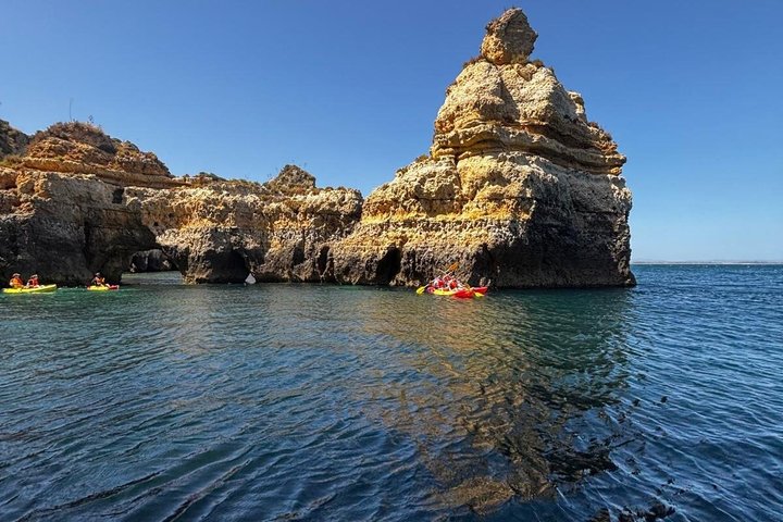 Ponta da Piedade Caves Kajaktocht in Lagos + Snorkelen