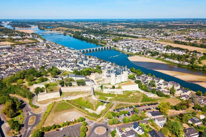 Hallo Saumur : Privé 2 - Uur durende intro stadswandeling met lokale Gids