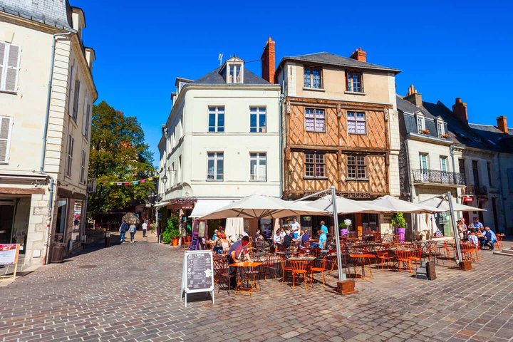 Hallo Saumur : Privé 2 - Uur durende intro stadswandeling met lokale Gids
