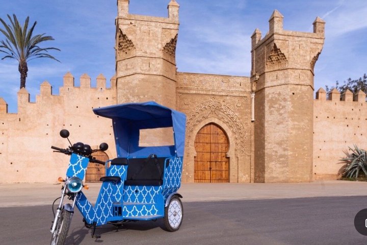 Explorez Rabat en Tuk Tuk électrique – Visite privée des points forts de la ville