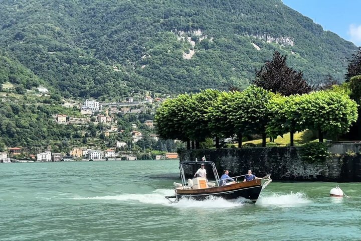 Lago Como & Lugano para grupos pequeños : 2 países en 1 día, Crucero en barco