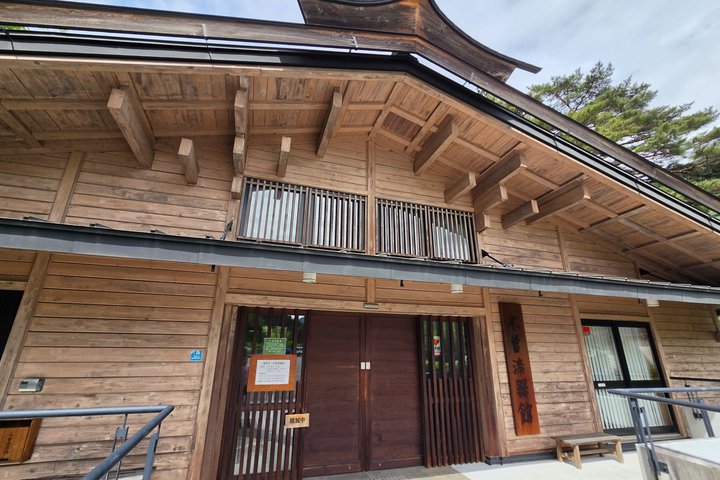 Nagano: Japanese Lacquerware Craft Tour in the Kiso Valley