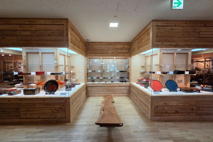 Nagano: Japanese Lacquerware Craft Tour in the Kiso Valley