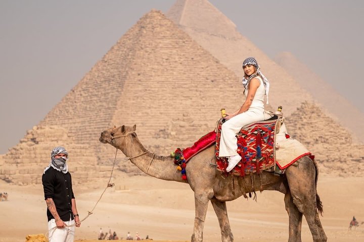 Private Giza Pyramids Great Sphinx Day Tour fra El Alamein