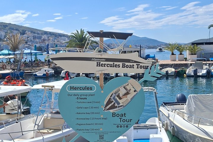 Sarandë : Excursion en bateau en petit groupe avec arrêts baignade, boissons et parasols