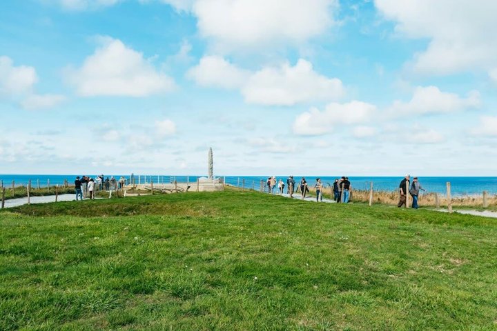 Normandy D-Day Sites & Cemetery Day Trip from Paris with Lunch