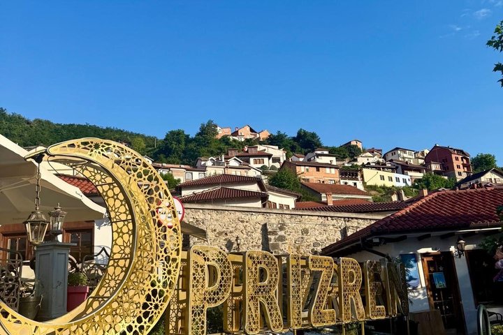 Excursión de un día a Kosovo desde Tirana, Pristina y Prizren
