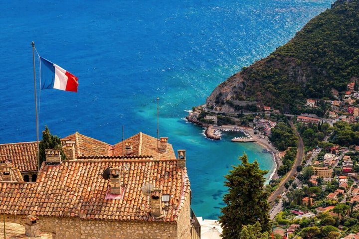 Hello Menton : Private 2 - Hour Intro Paseo por la ciudad con guía local