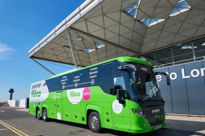 Traslado de autobús desde el Aeropuerto Stansted a Londres Central