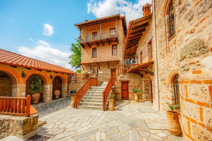 Meteora : Recorrido por monasterios con almuerzo y opción de traslado a Atenas