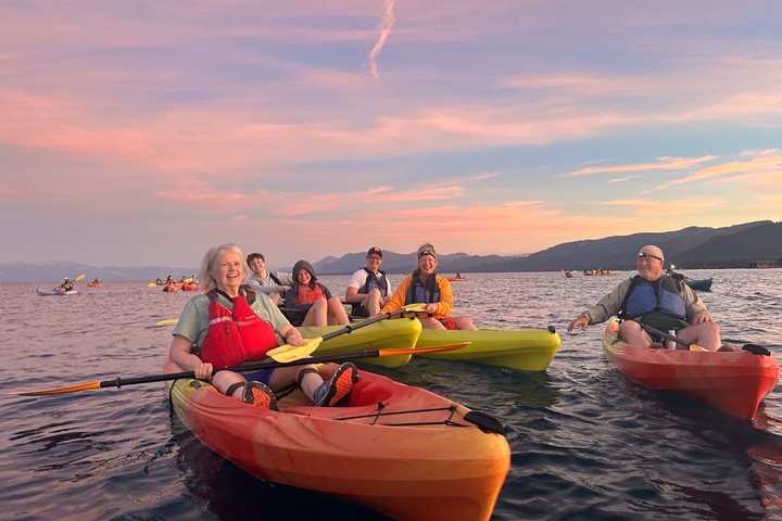 Sonnenuntergang Kajaktour in Tahoe City