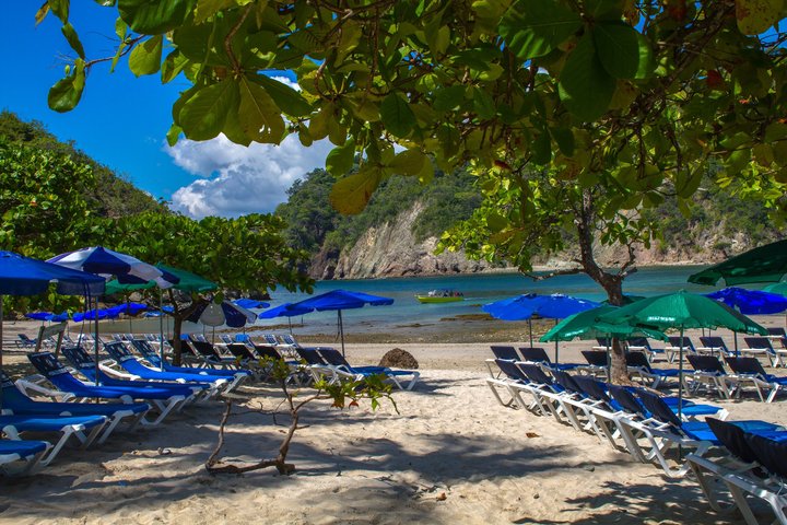 Tour di un giorno in catamarano all inclusive a Tortuga Island