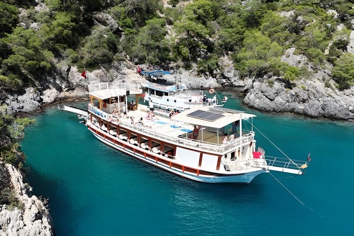 Fethiye Oludeniz båttur med fjärilsdalen och sex öar