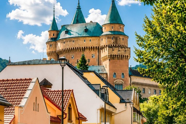 Slowakije in een dag Kastelen Steden en legendes uit Bratislava