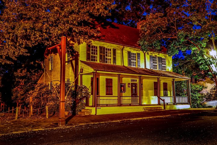 Winston Salem Ghost Tour de Whispers Espectros y Viudas