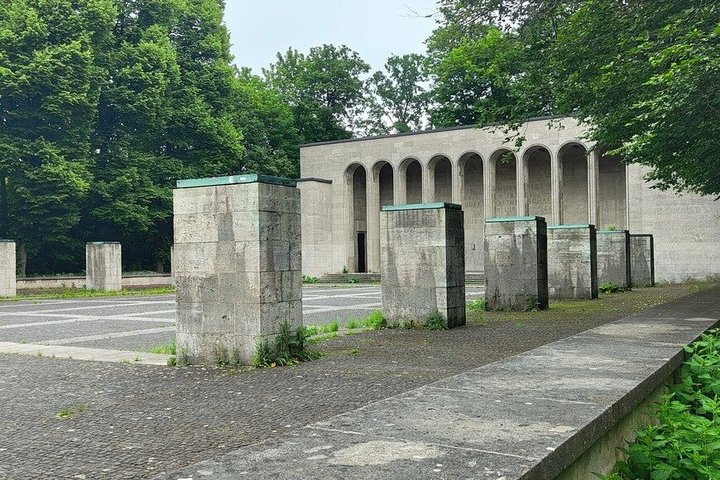 Tour della città vecchia di Norimberga e dei campi da rally nazisti con pausa pranzo