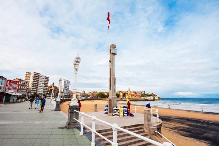 Hello Gijon: Privat 2 - Intro-timers byvandring med lokal Vejleder