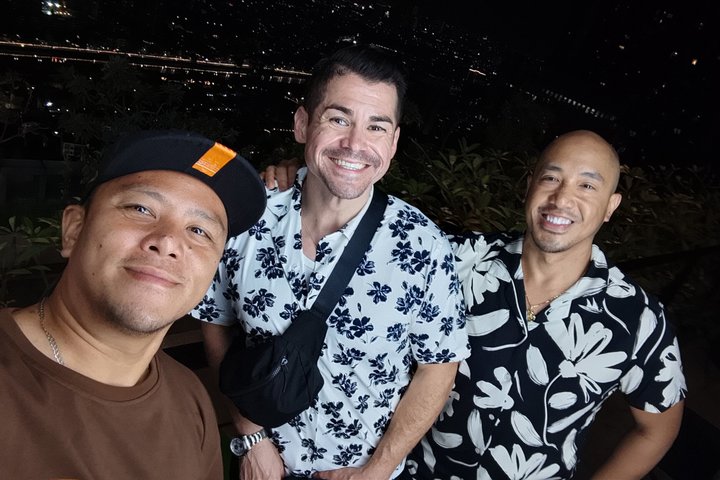 Makati : Pubcrawl Midget boxing rooftop muziek en gogo clubs