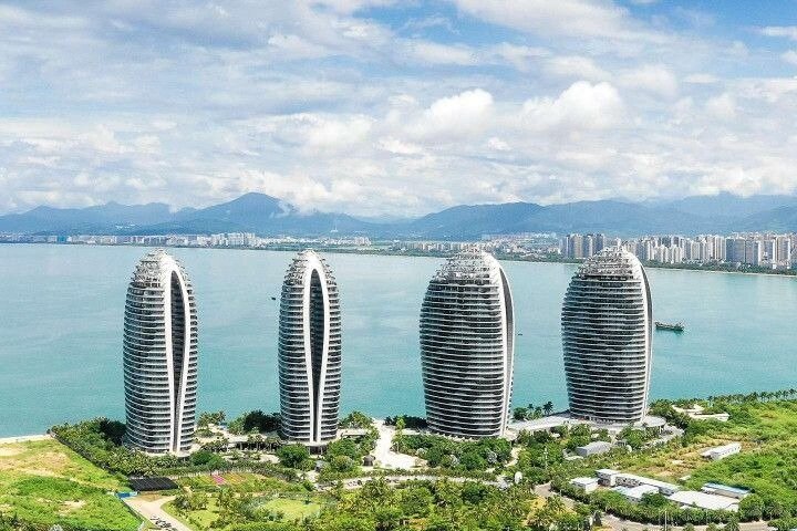 Sanya Airport (SYX) Private Transfer to Hotel or Beach Resort