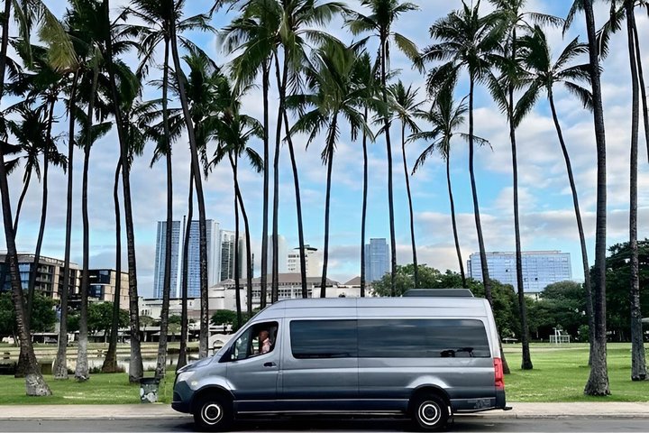 Sanya Airport (SYX) Private Transfer to Hotel or Beach Resort
