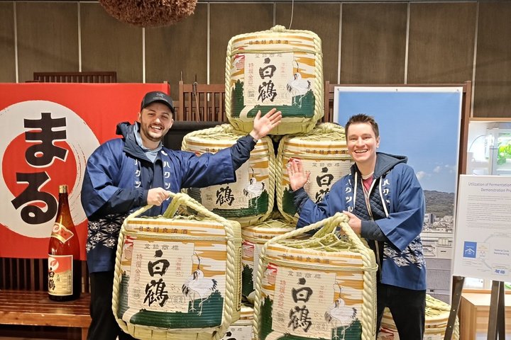 Kobe Sake Tour med Ekspert Guide: 3 + Bryggeri, Tastings Inkludert
