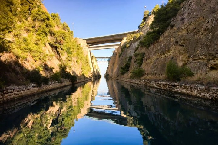 Corinth Canal & Sarronic Gulf GlassCroisière au fond : 4h Natation & Buffet