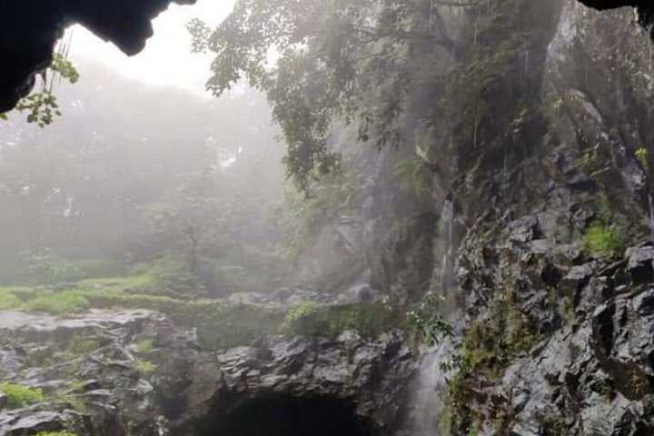 Dudhsagar Waterfalls Tour Jeep Safari og Spice Plantation Besøg