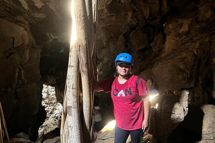 Randonnée privée dans les grottes du Tigre et visite de la plage de Majahua