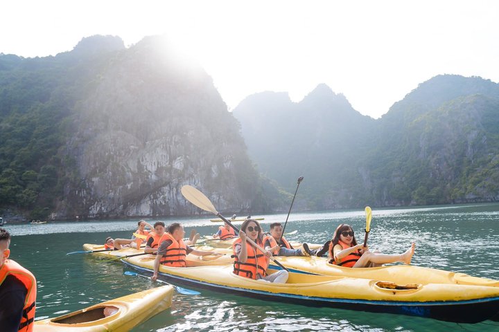 2D1N Elite Lan Ha Bay & Ha Long Bay kryssning med infinitypool