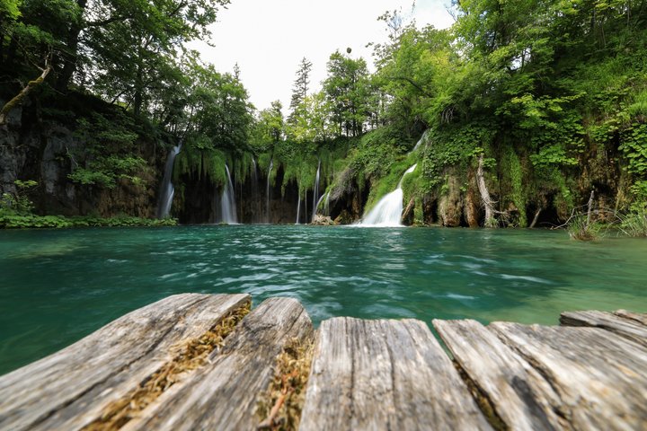 Tour guidato di Zadar ai Laghi di Plitvice con biglietti