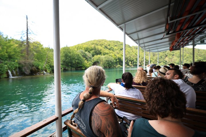 Tour guidato di Zadar ai Laghi di Plitvice con biglietti