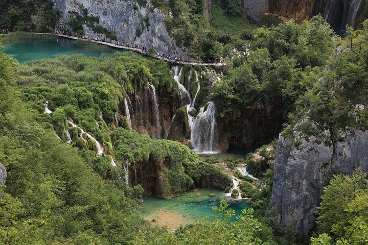 Tour guidato di Zadar ai Laghi di Plitvice con biglietti