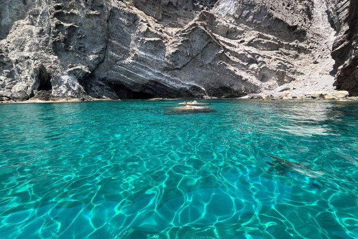 Carboneras: Rute gjennom de 6 buktene med båt gjennom Cabo de Gata