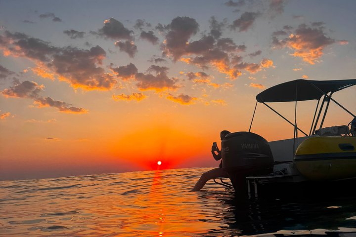 Sarandë : Excursion en bateau en petit groupe avec arrêts baignade, boissons et parasols