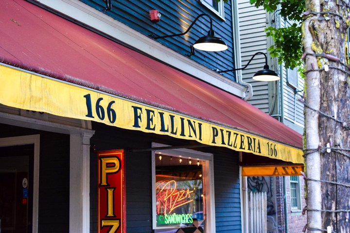 Restauranter i nærheden af Providence Food and History Walking Tour New England Classics
